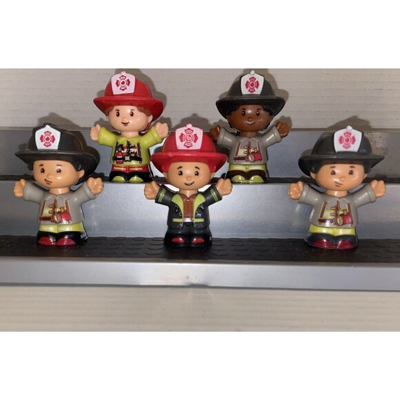 Little People Fisher Price Figure Lot of 5 Firefighter Boys Girls - Picture 4 of 13